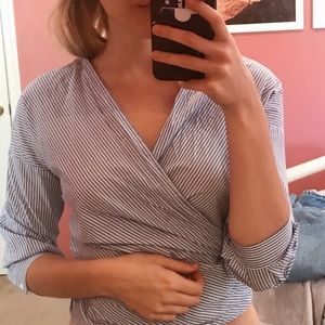 H&M Tops - Tie top H&M Tops - Tie top